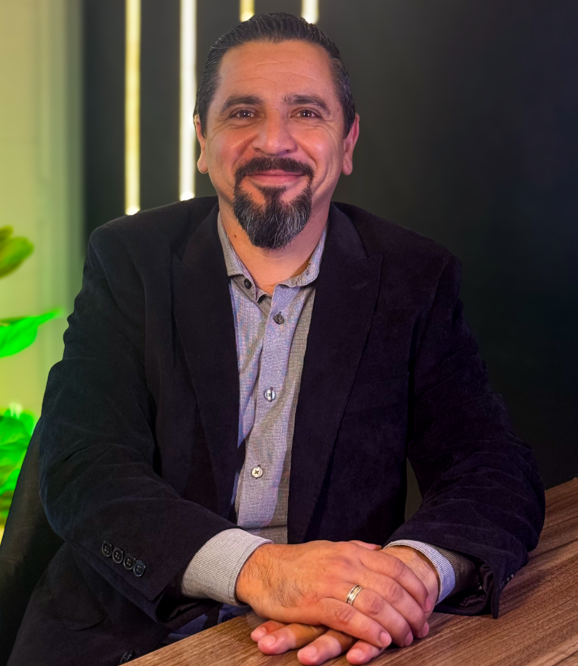 ROGÉRIO MACHADO