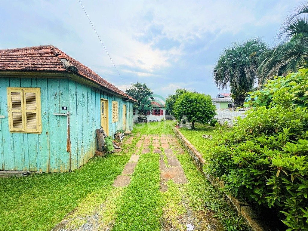 Home in Metric Way