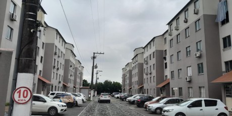 Home in Metric Way