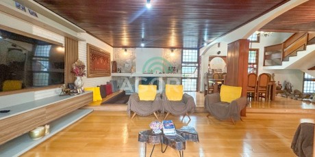 Home in Metric Way