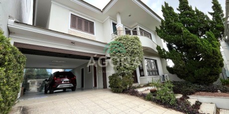 Home in Metric Way