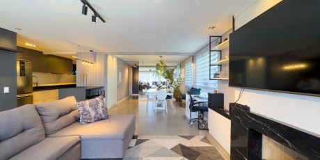 Home in Metric Way