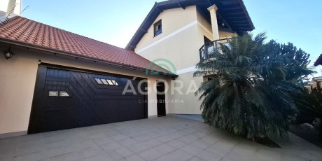 Home in Metric Way