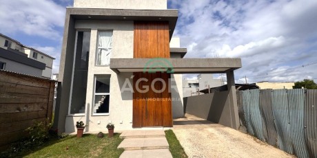 Home in Metric Way