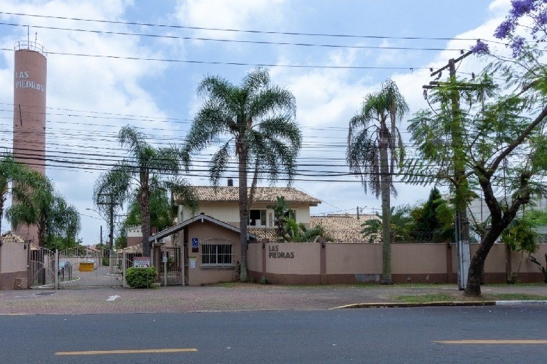 Home in Metric Way