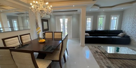Home in Metric Way